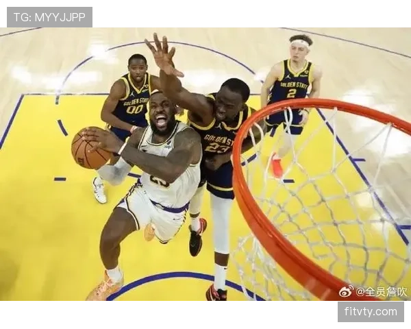 NBA防守三秒规则详解，避免被吹罚的具体站位解析